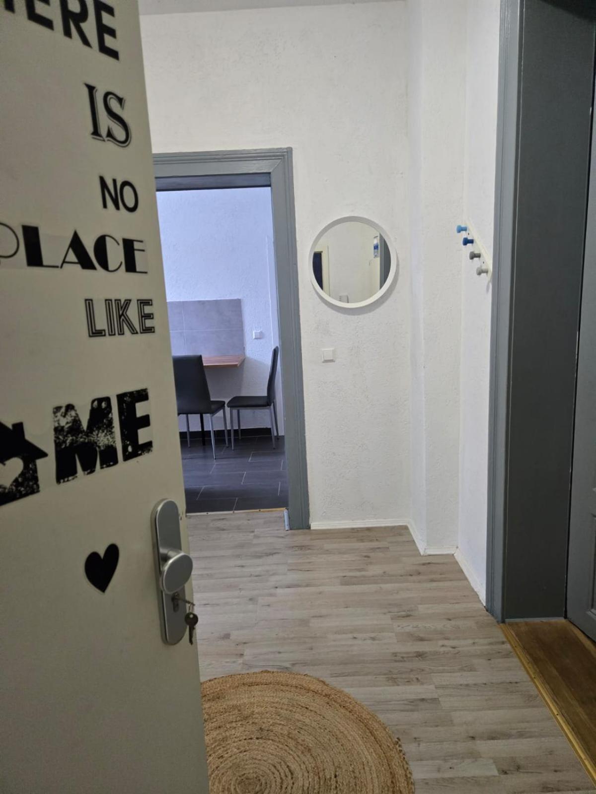 Ferienwohnung Am Bahnhof Bernburg Exterior foto